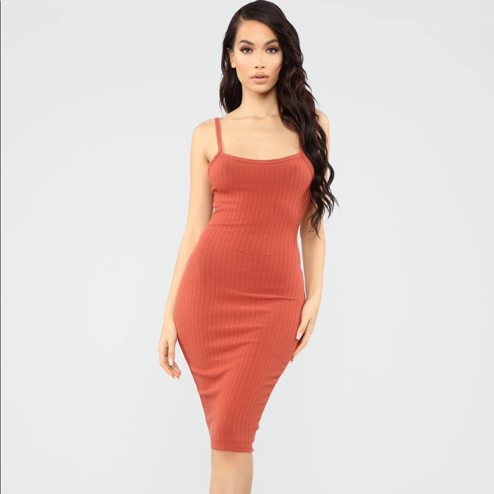 Fashion nova midi dress rust ribbed NWOT